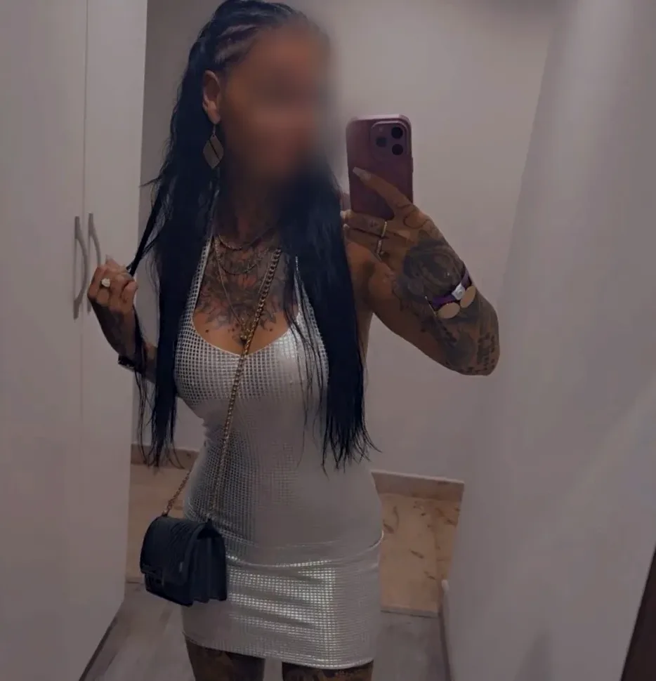 Hannah, 36