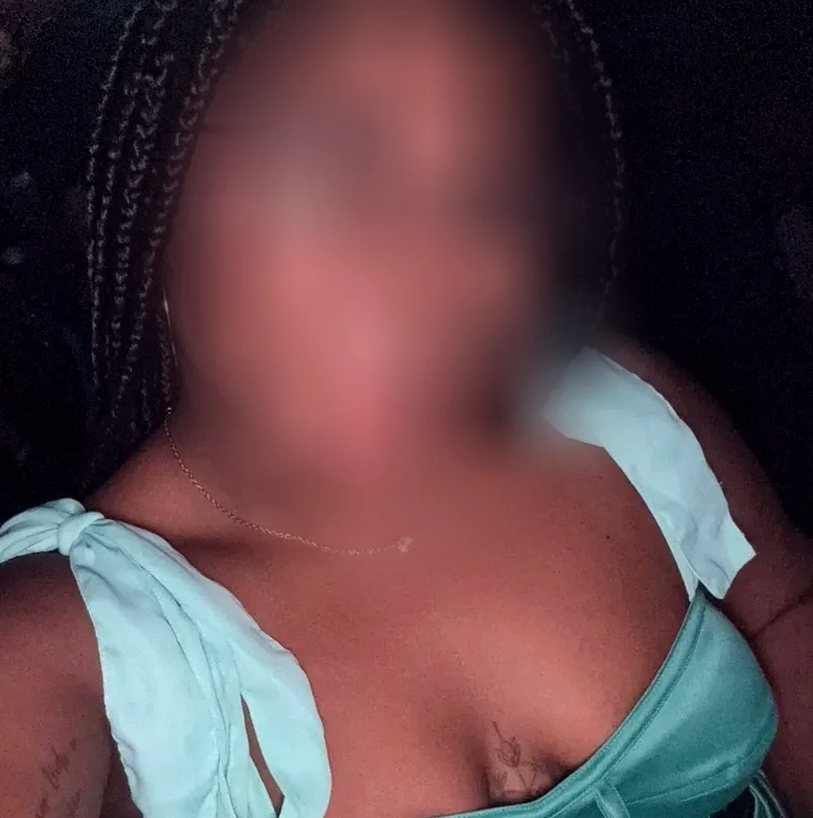 Marie, 29