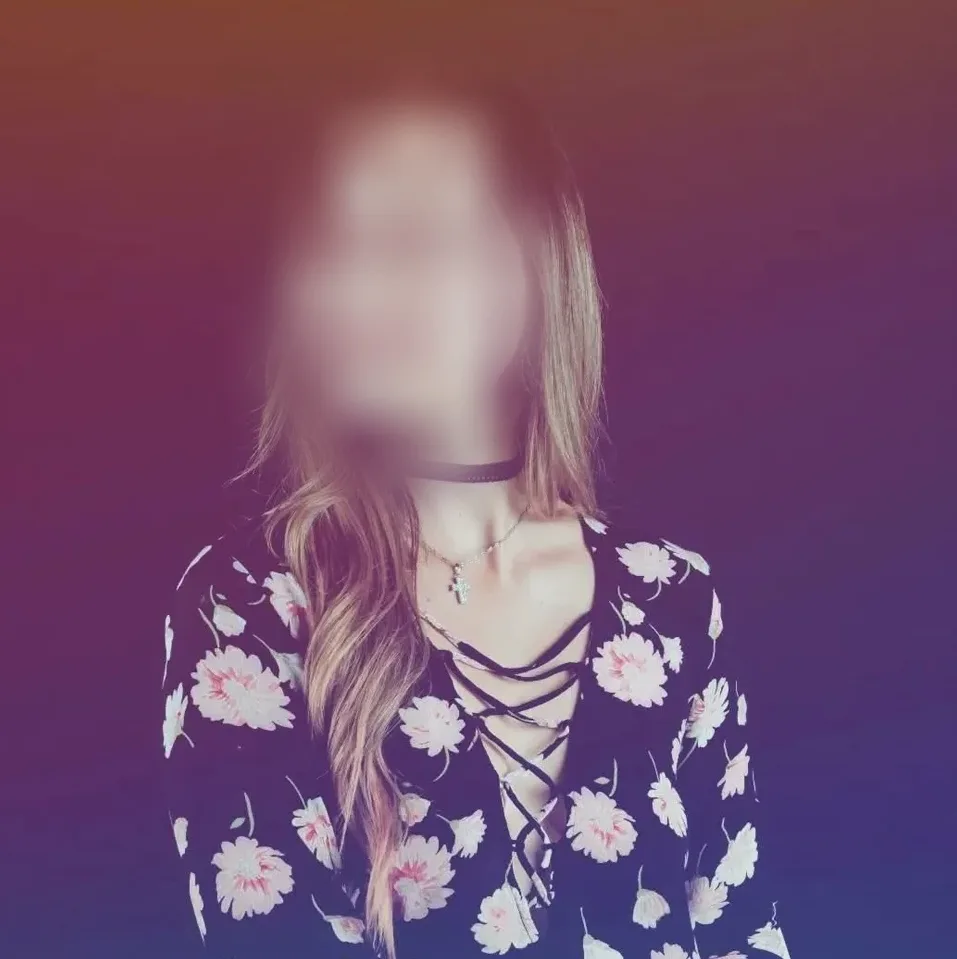 Marion, 24